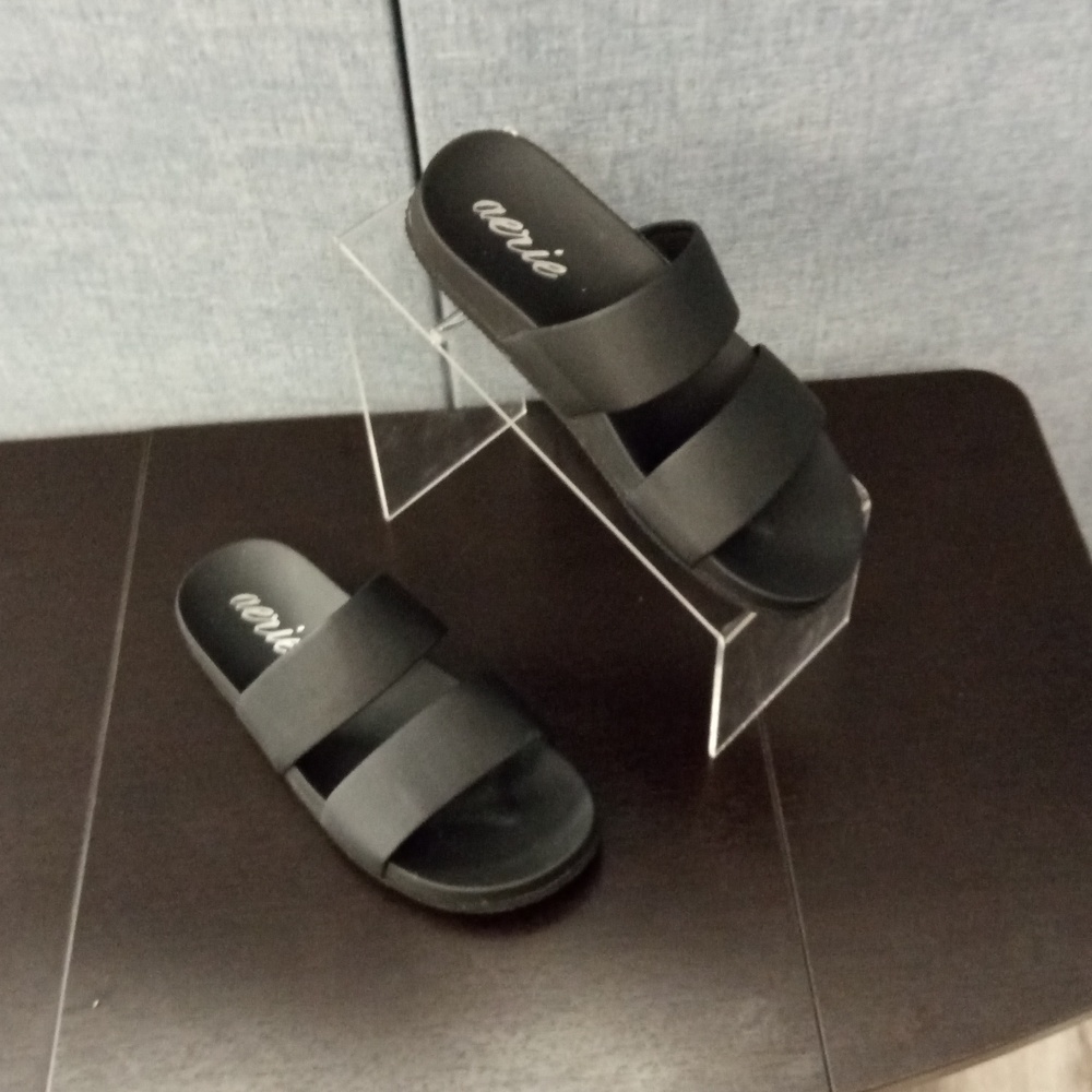 Aerie Women's Black Slip-On Sandals Size 6